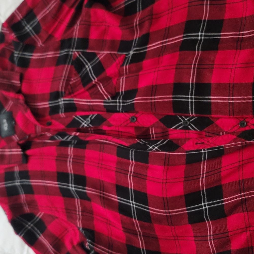 Flannel - Picture 4 of 4